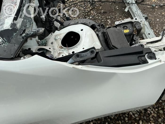 Toyota Corolla E210 E21 Sparnas 