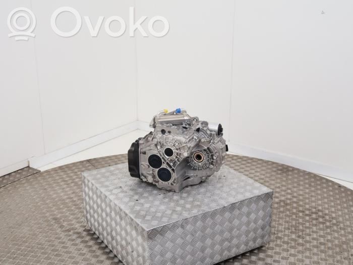 Volkswagen Golf VIII Caja de cambios manual de 5 velocidades 