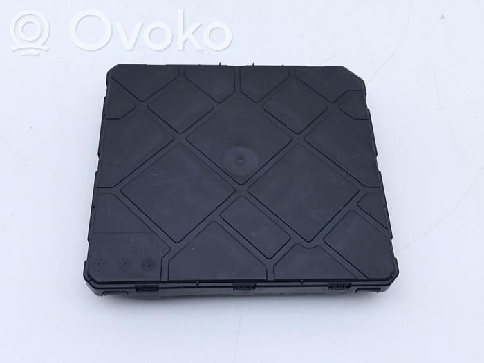 Volkswagen Polo VI Modul de control caroserie central 