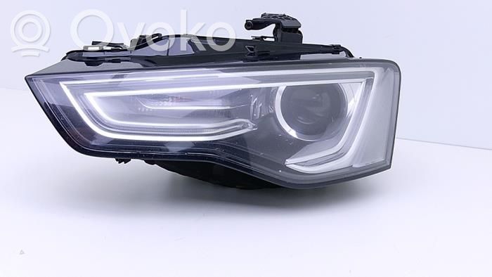 Lampa przednia   8T0941753D