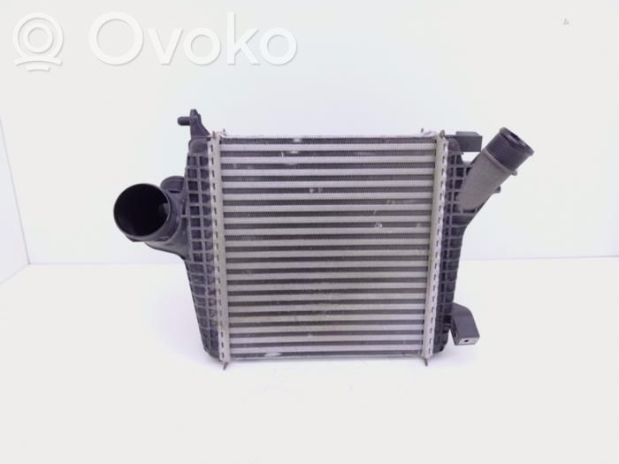 Audi Q7 4M Intercooler radiator 