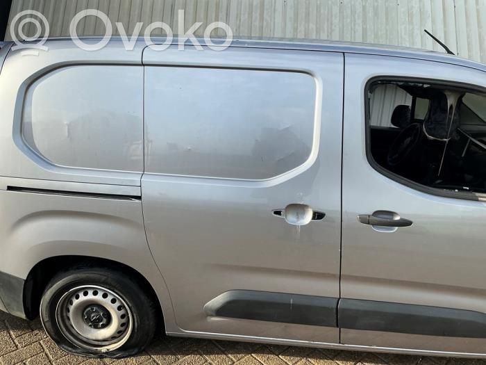 Opel Combo E Side sliding door 