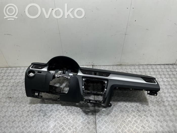 Skoda Rapid (NH) Bord 