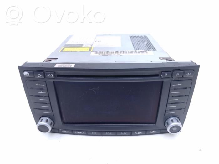Volkswagen Touareg I Panel / Radioodtwarzacz CD/DVD/GPS 