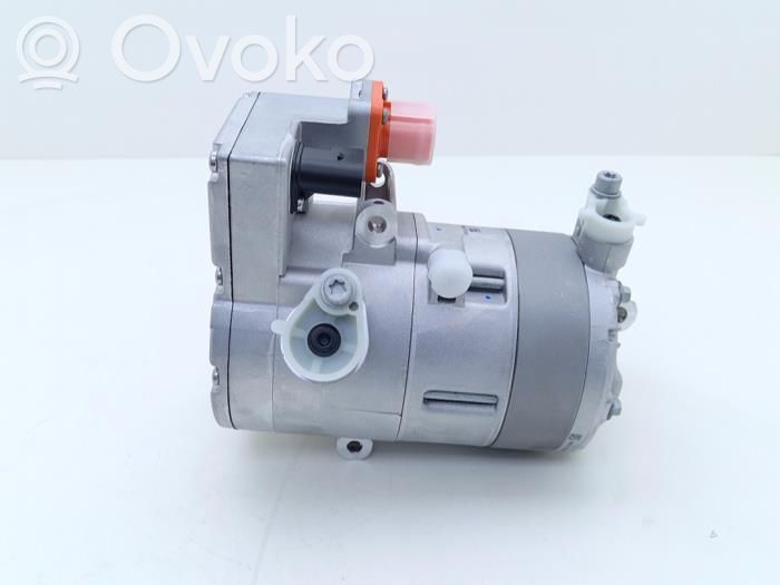 Volkswagen Golf VIII Compressore aria condizionata (A/C) (pompa) 