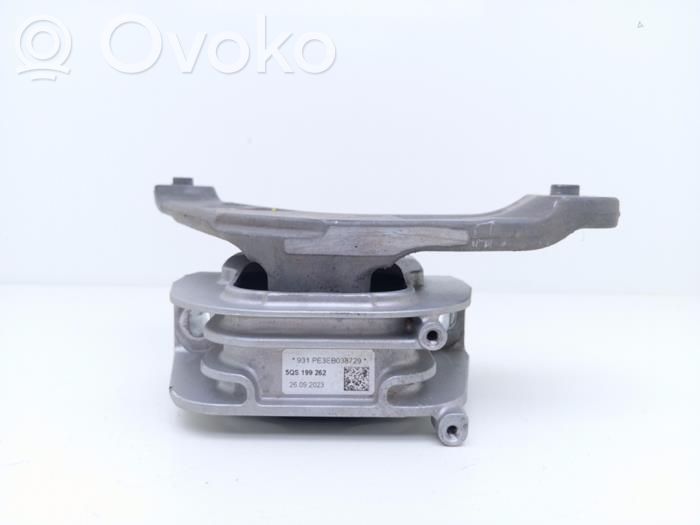 Cupra Formentor Engine mount bracket 