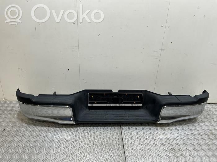 Toyota Hilux VIII Parachoques 