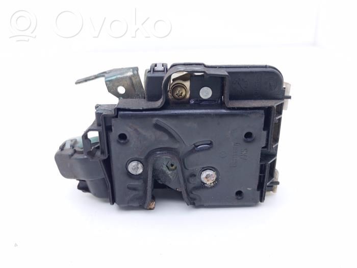 Volkswagen Polo III 6N 6N2 6NF Serratura portiera anteriore