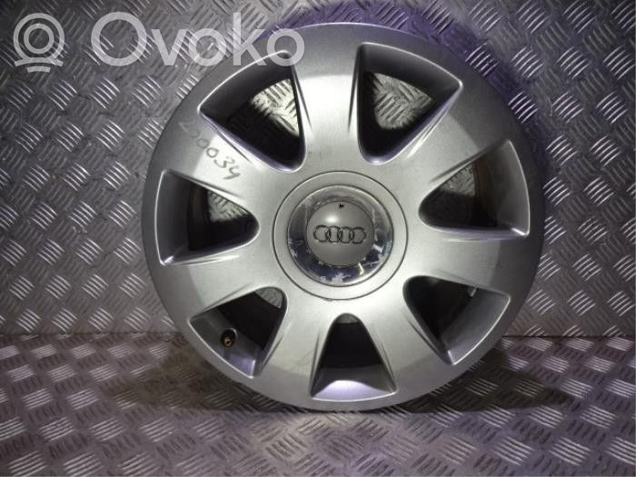 Audi A4 S4 B7 8E 8H Jante alliage R16 