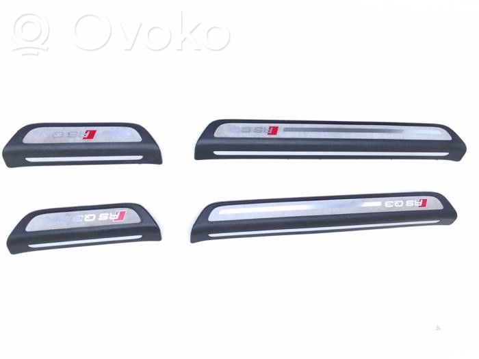 Audi RS Q3 Innendekor-Set 