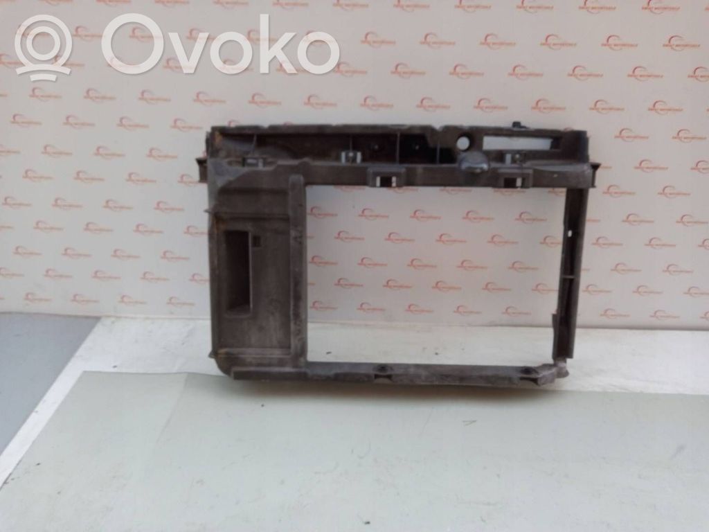 Citroen C3 Picasso Radiatoru panelis 