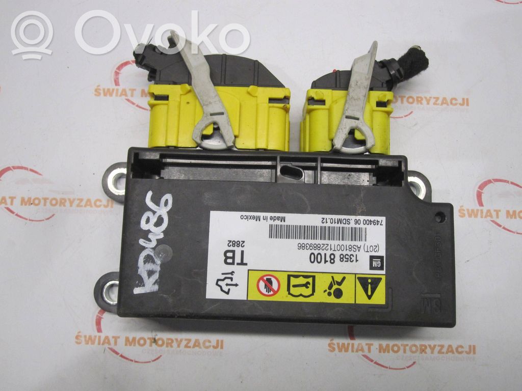 Opel Insignia A Airbag control unit/module 