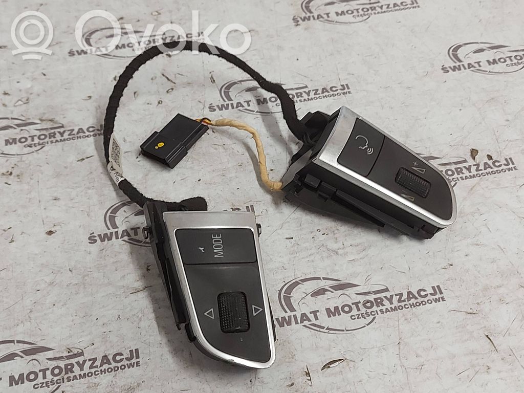 Audi A5 8T 8F Steering wheel buttons/switches 