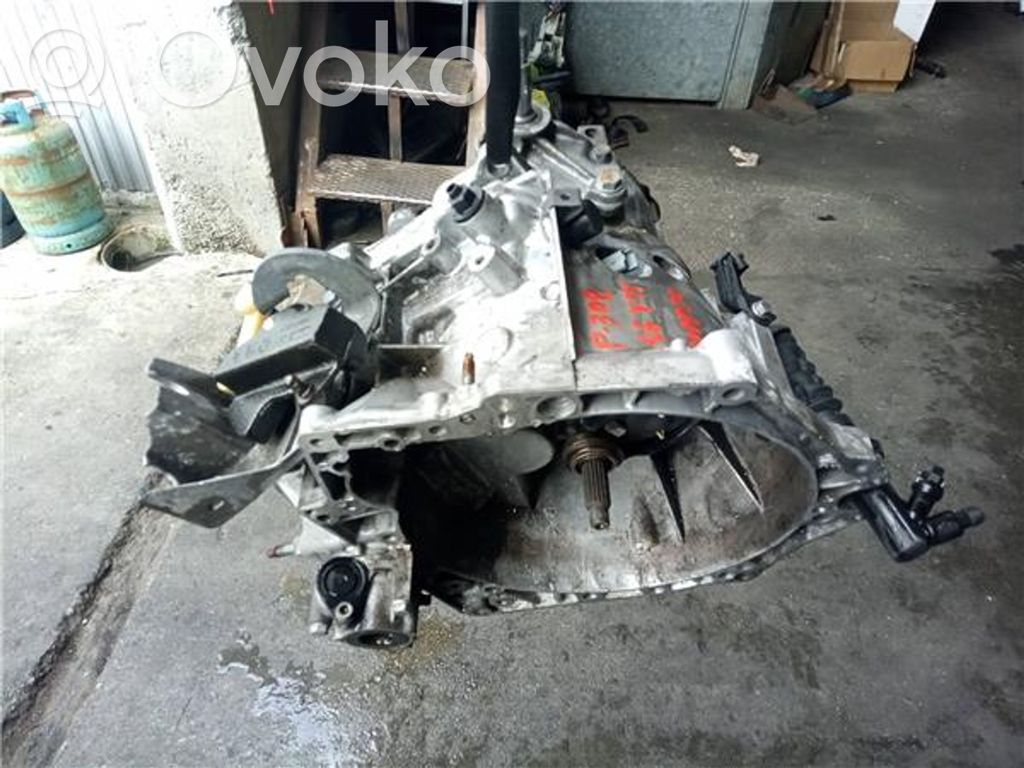 Peugeot 308 Manual 5 speed gearbox 