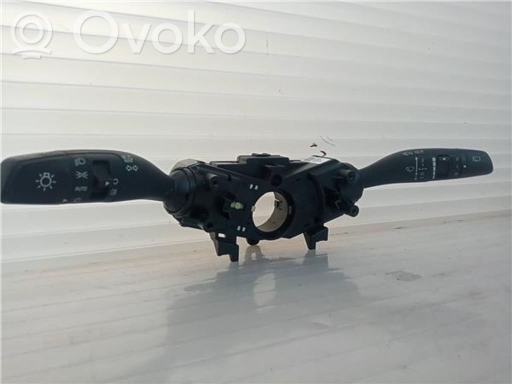 Interruptor de luz   93404J7850
