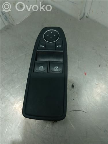 Renault Clio II Electric window control switch 