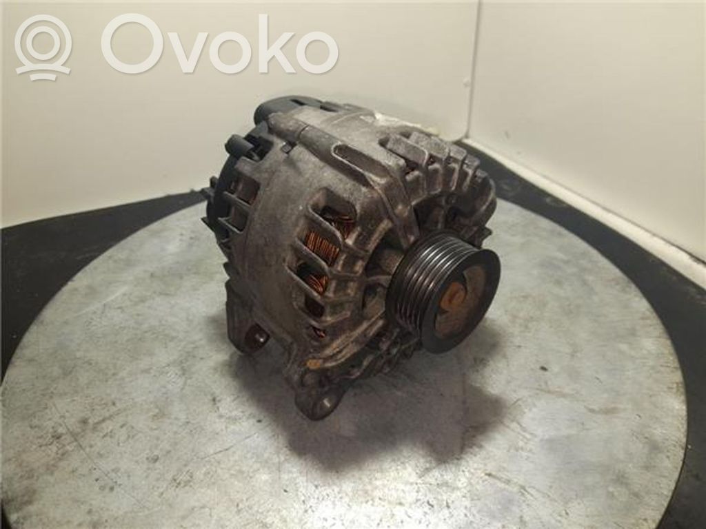 Audi A4 S4 B8 8K Ģenerators 
