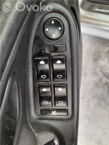 Electric window control switch   8368965