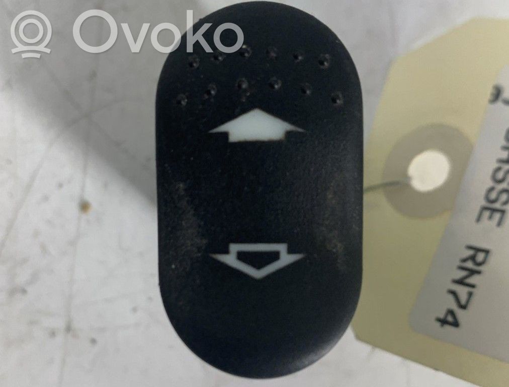 Electric window control switch   1383293