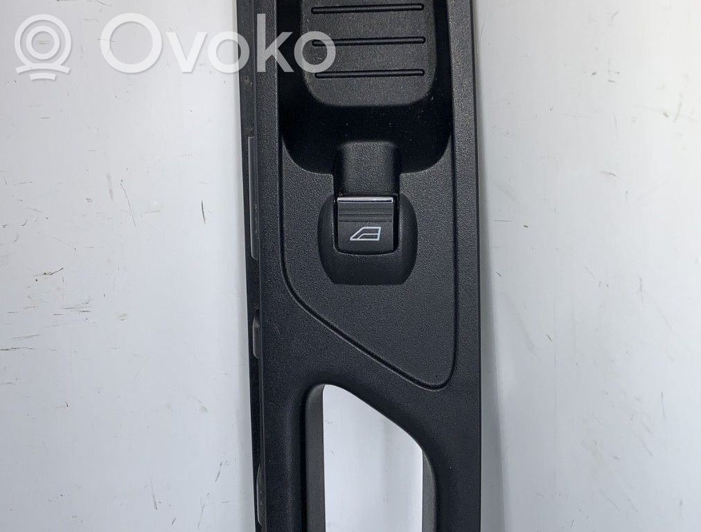 Electric window control switch   1850432