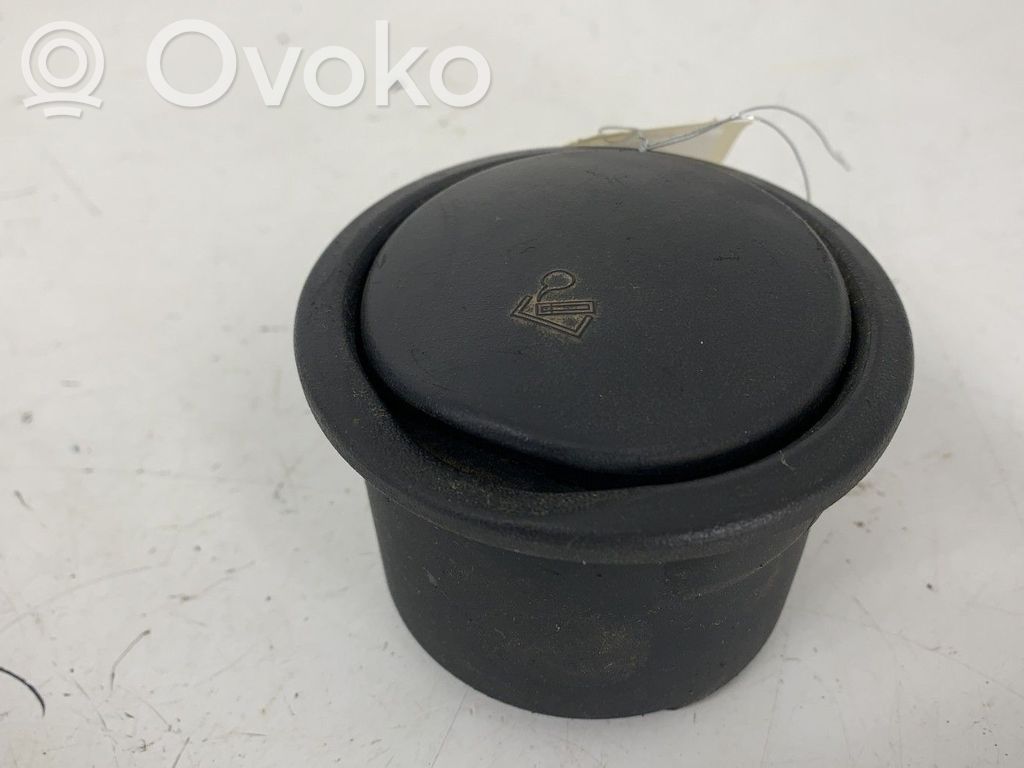 Ford Focus Aschenbecher 