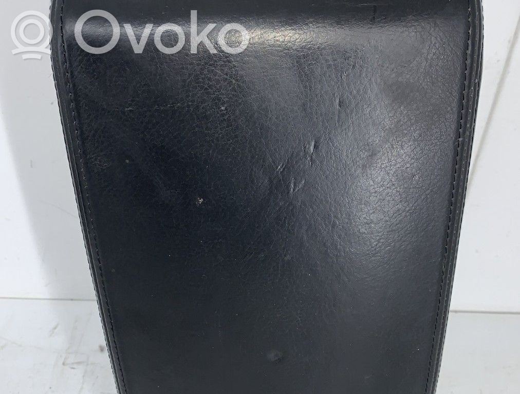 Peugeot 407 Armrest 