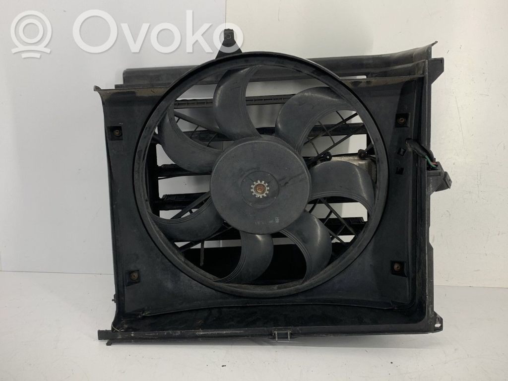 BMW 3 E46 Elektrinis radiatorių ventiliatorius 