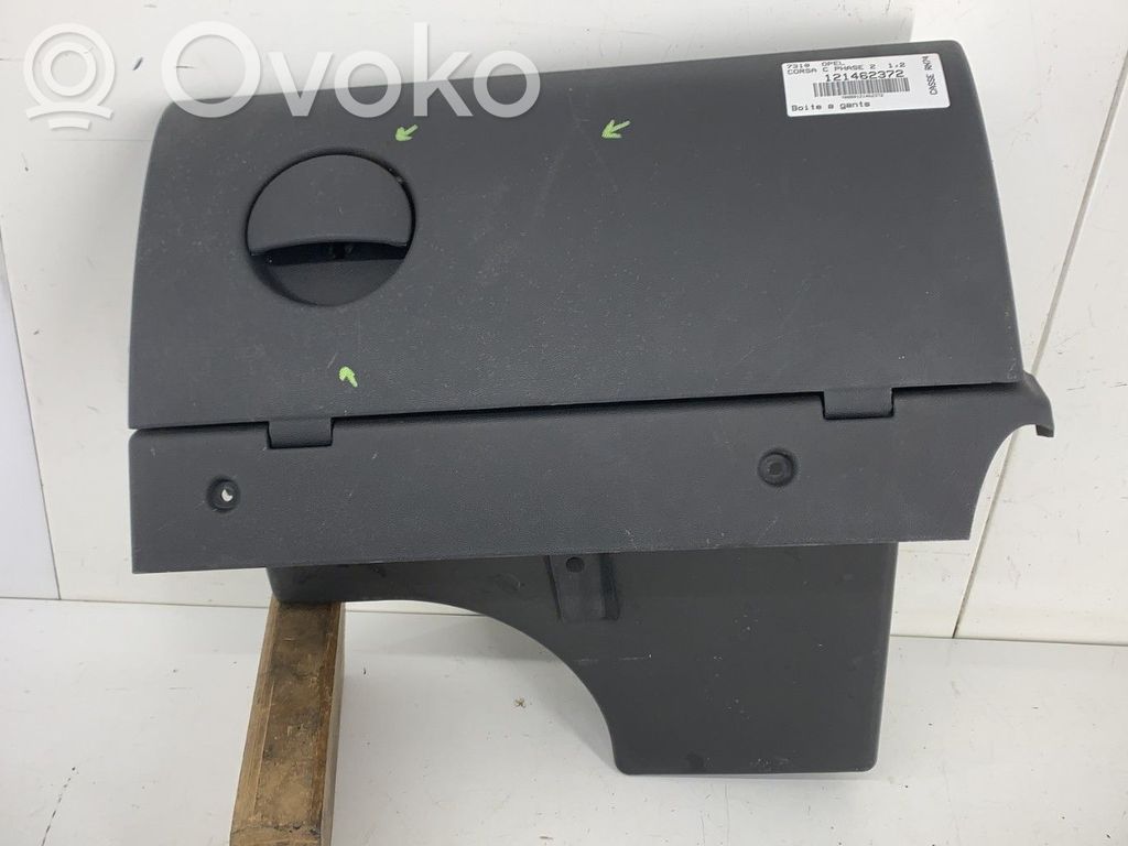 Opel Corsa C Daiktadėžės (bordačioko) komplektas 