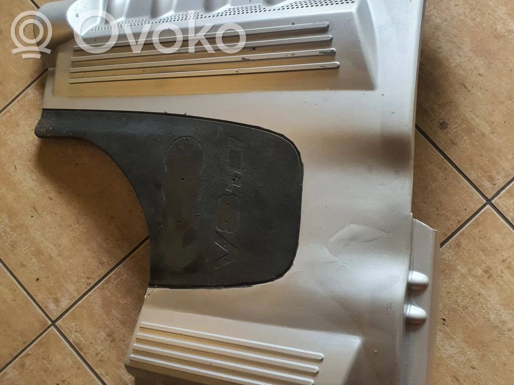 Audi A8 S8 D2 4D Moottorin koppa 