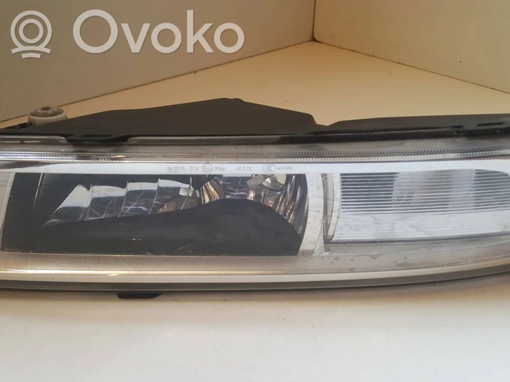 Volkswagen PASSAT B8 Światło przeciwmgłowe przednie 