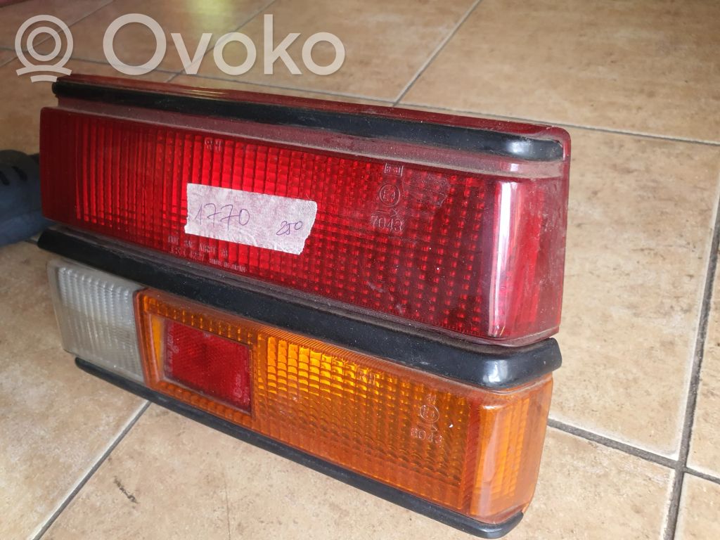 Datsun 180 B Feux arrière / postérieurs 