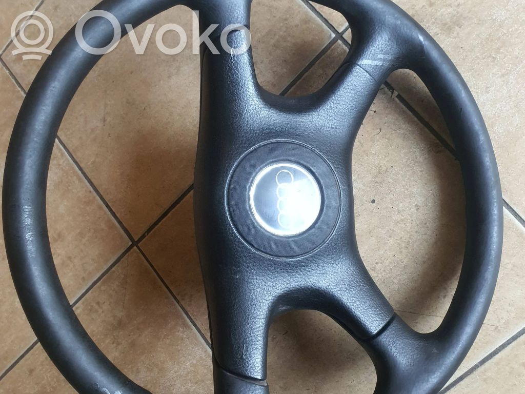 Audi A4 S4 B5 8D Ohjauspyörä 