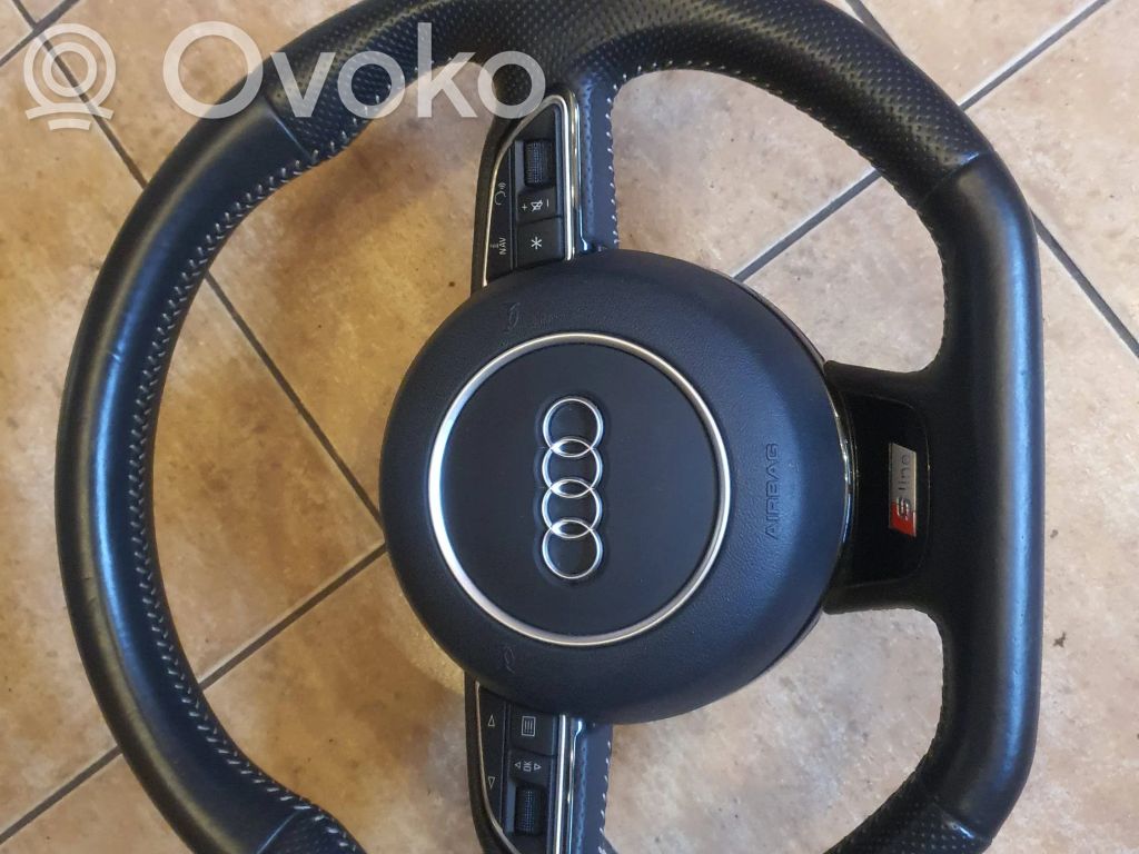 Audi RS4 Stūre 