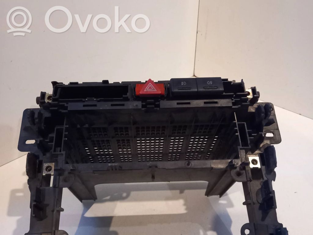 Audi A4 S4 B5 8D Mukiteline 