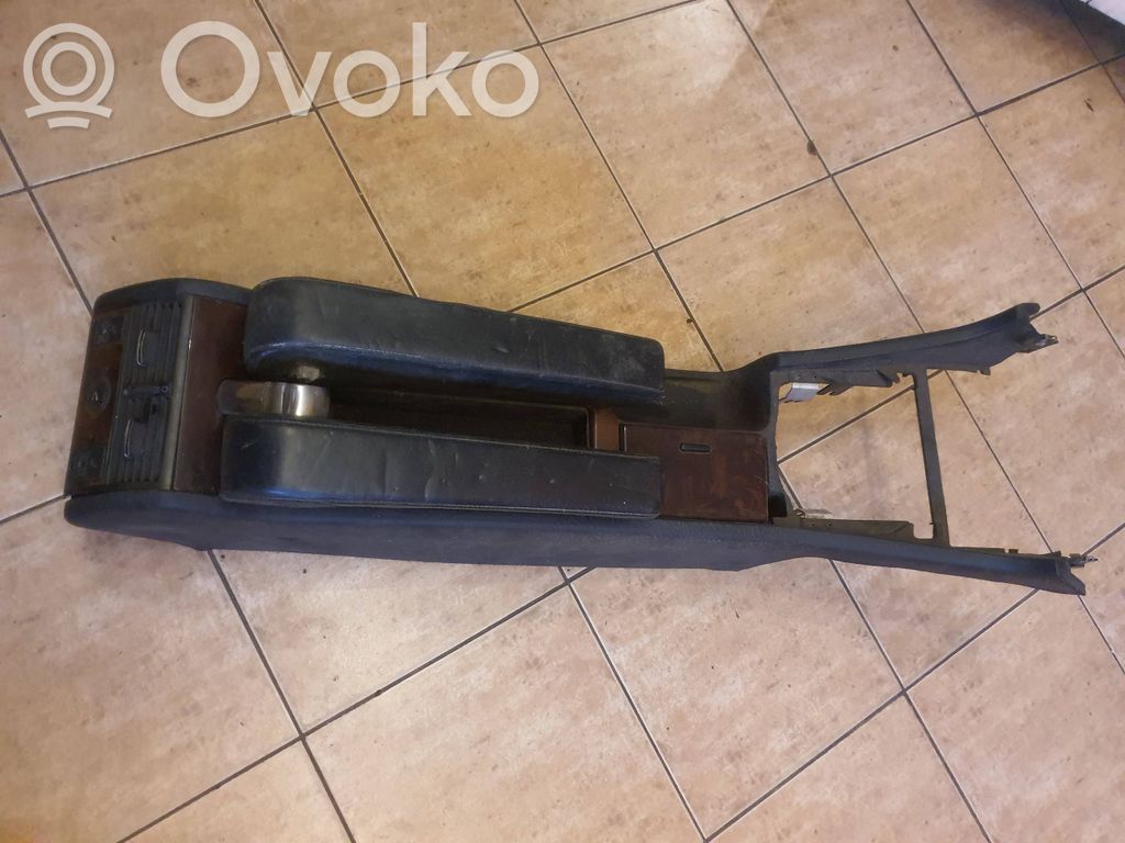 Armrest   4D1863241