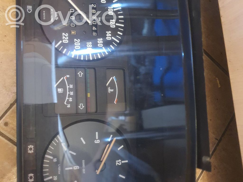 BMW 5 E28 Speedometer (instrument cluster) 