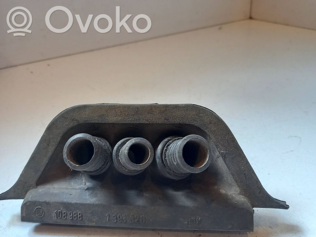 BMW 3 E36 Caurulīte (-es) / šļūtene (-es) 