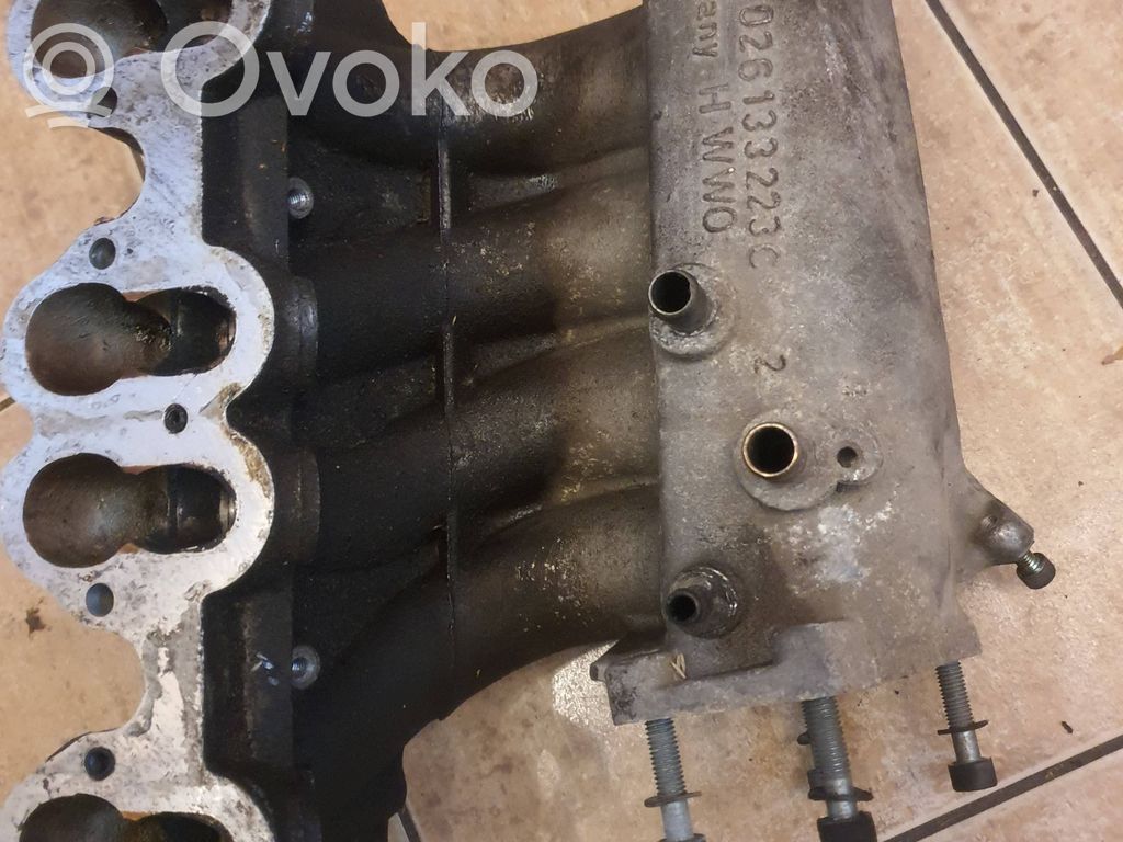 Audi 80 90 B3 Intake manifold 