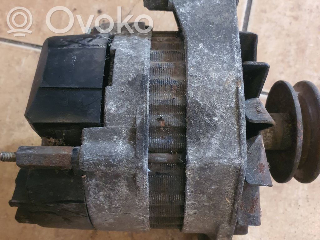 Volkswagen Golf II Generatore/alternatore 