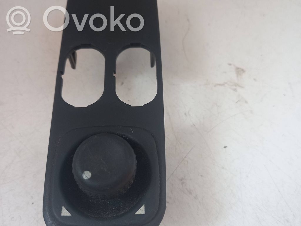 Ford Escort Wing mirror switch 