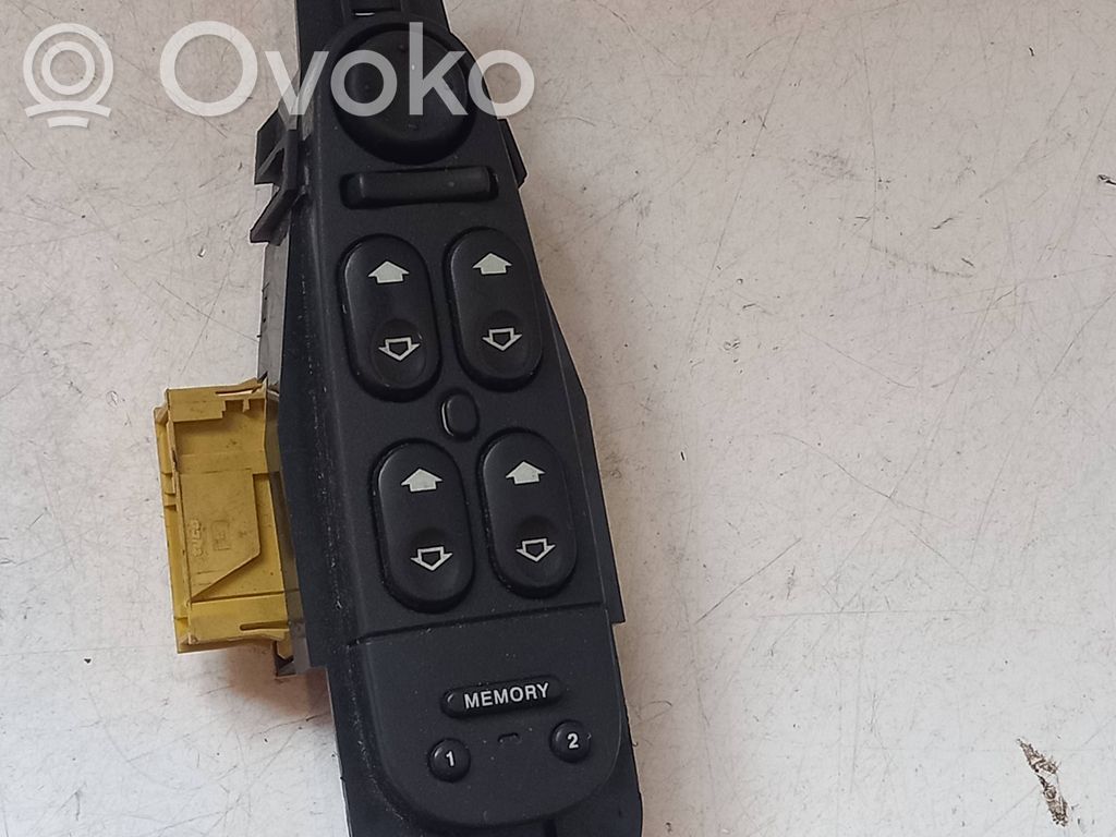 Jaguar S-Type Electric window control switch 