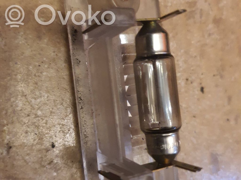 Volvo S60 Numerio apšvietimas 