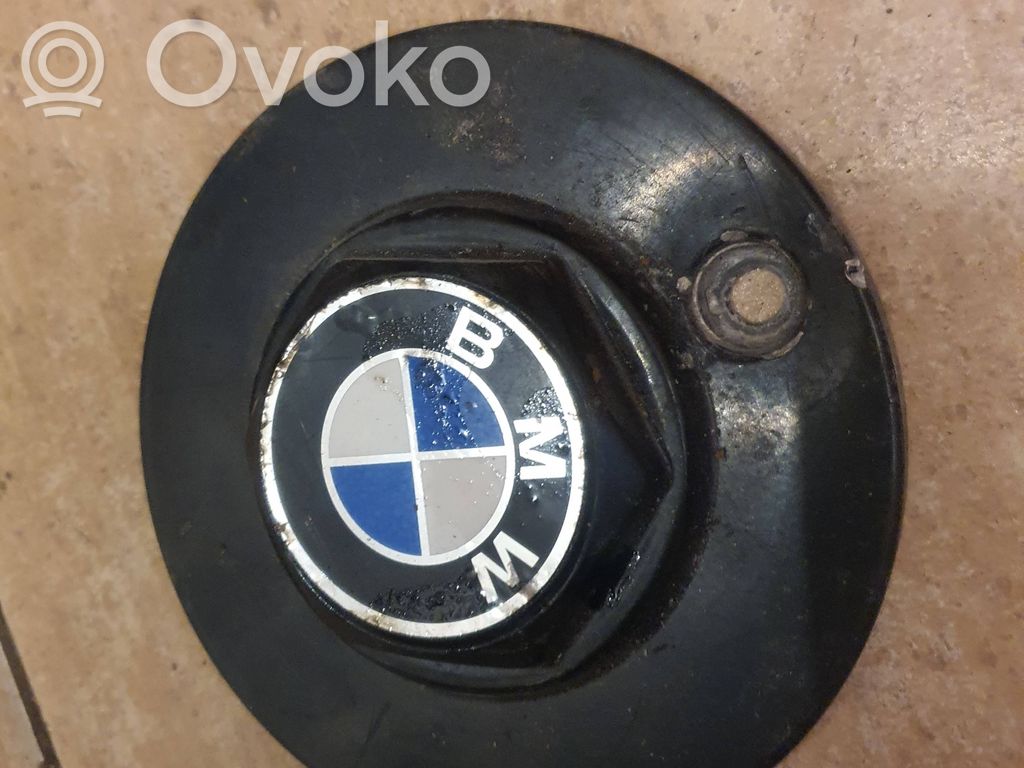 BMW 3 E30 Cache écrou, boulon de roue 