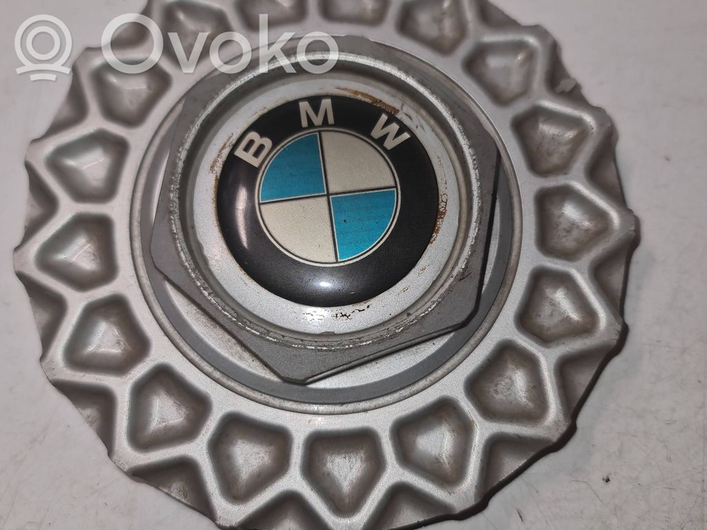 BMW 5 E34 Alkuperäinen pölykapseli 