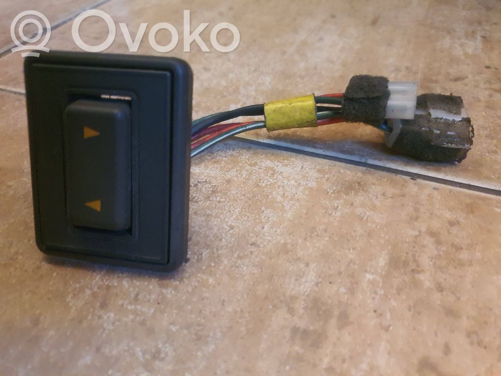 Electric window control switch   2490A72