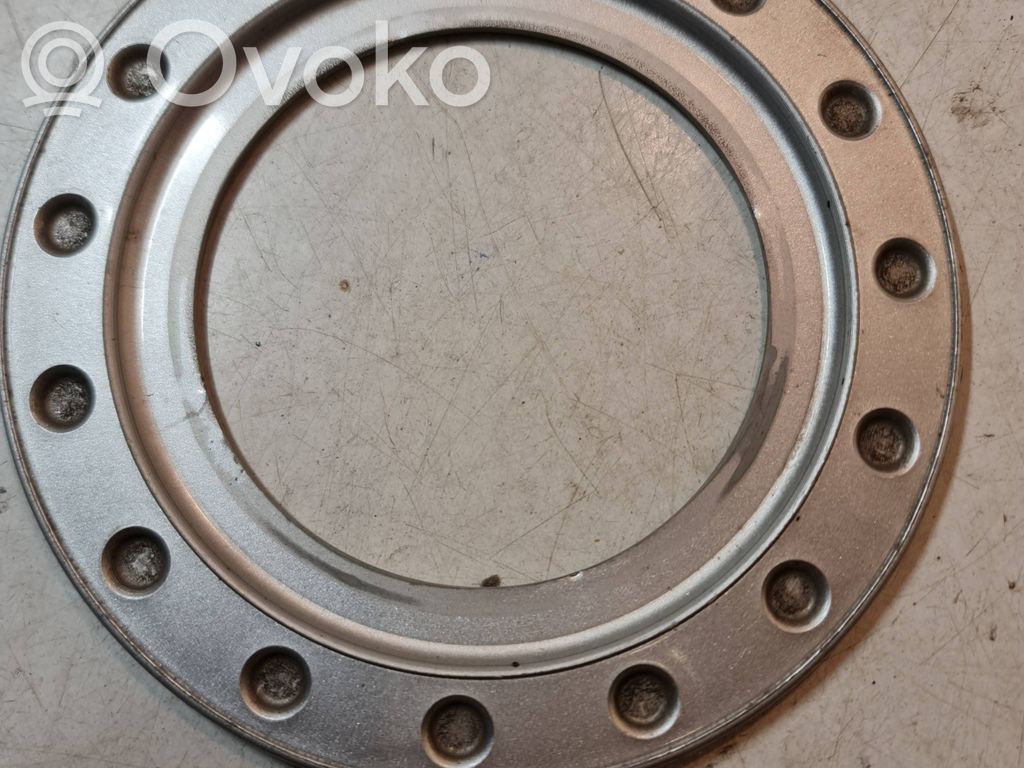 Volkswagen Golf I Non-original wheel cap 