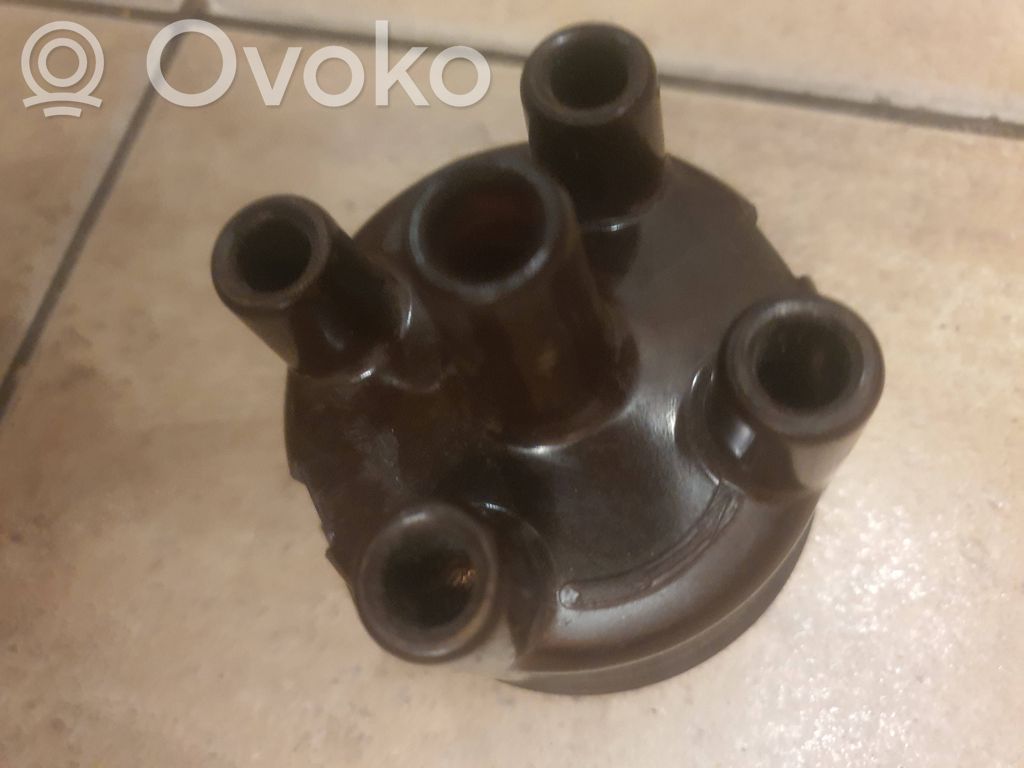 Moskvich 407 Spark distributor cap 