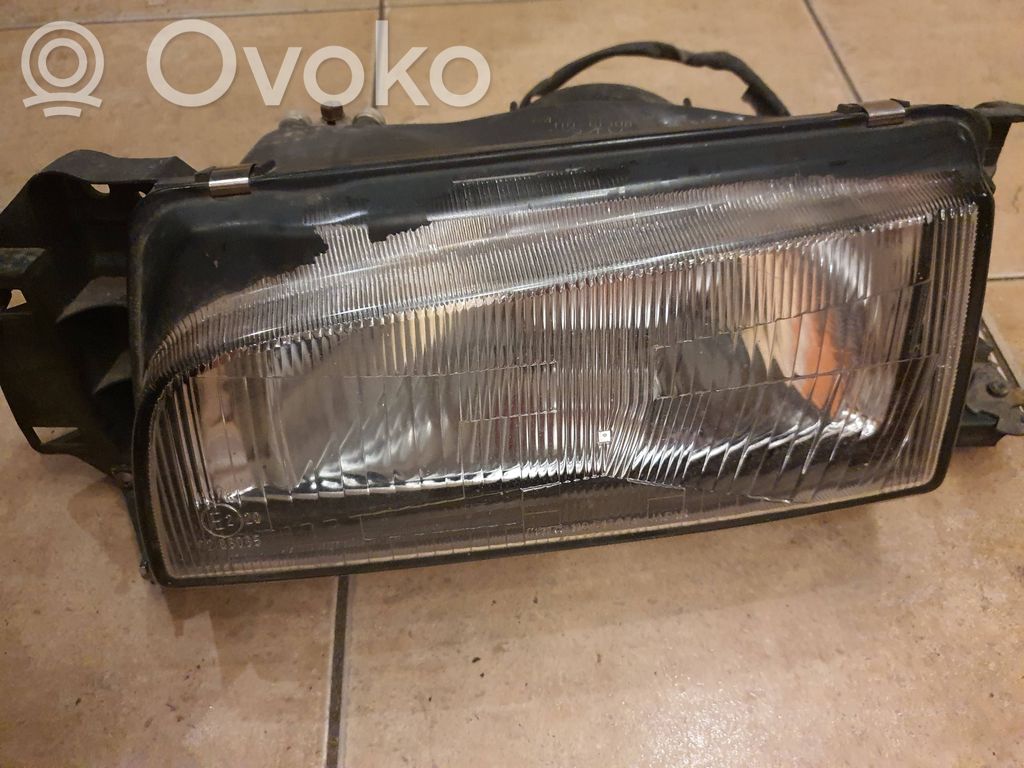 Mazda 323 Lampa przednia 