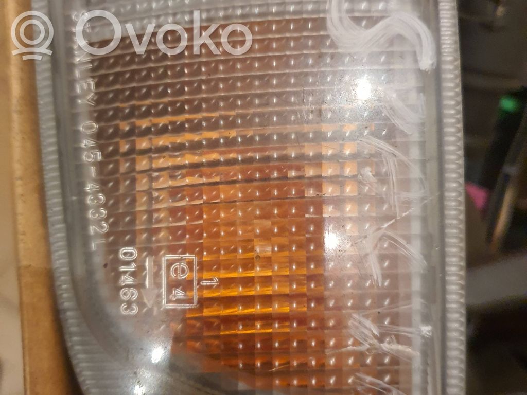 Mitsubishi Space Wagon Frontblinker 