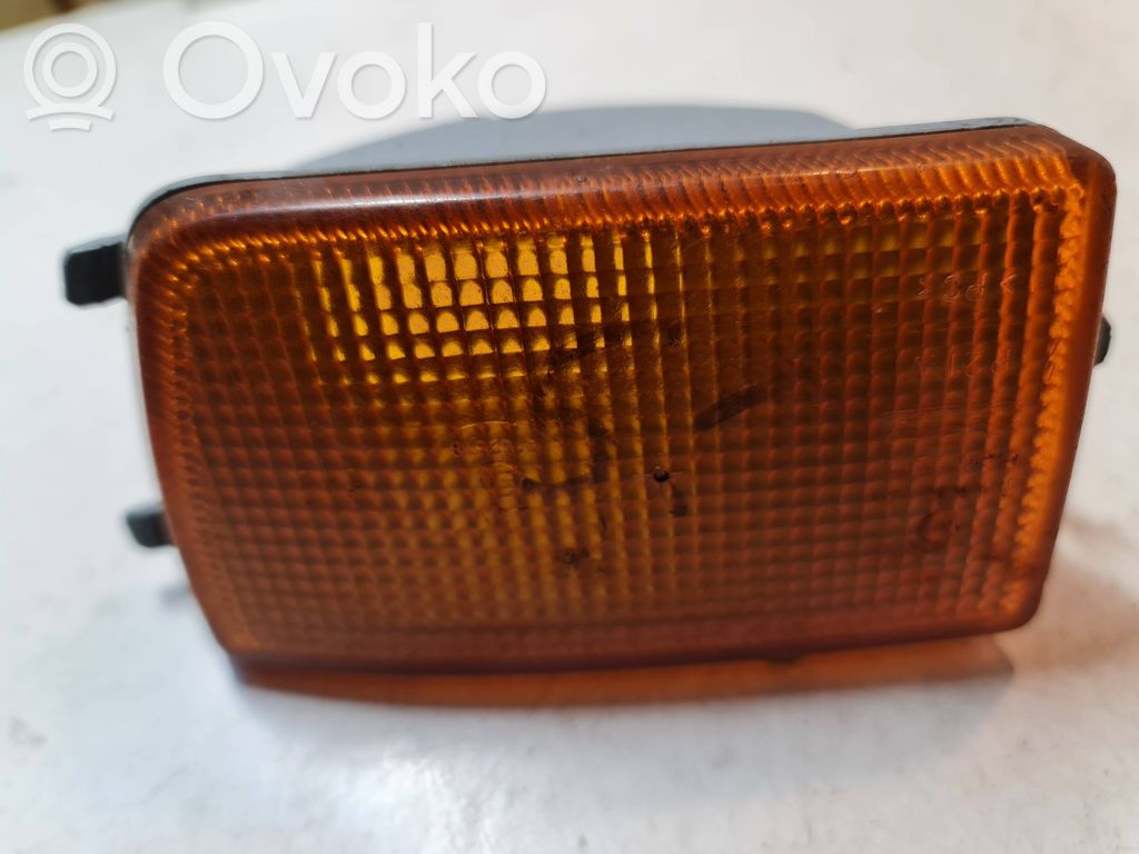 Volkswagen Golf III Semnalizator față 